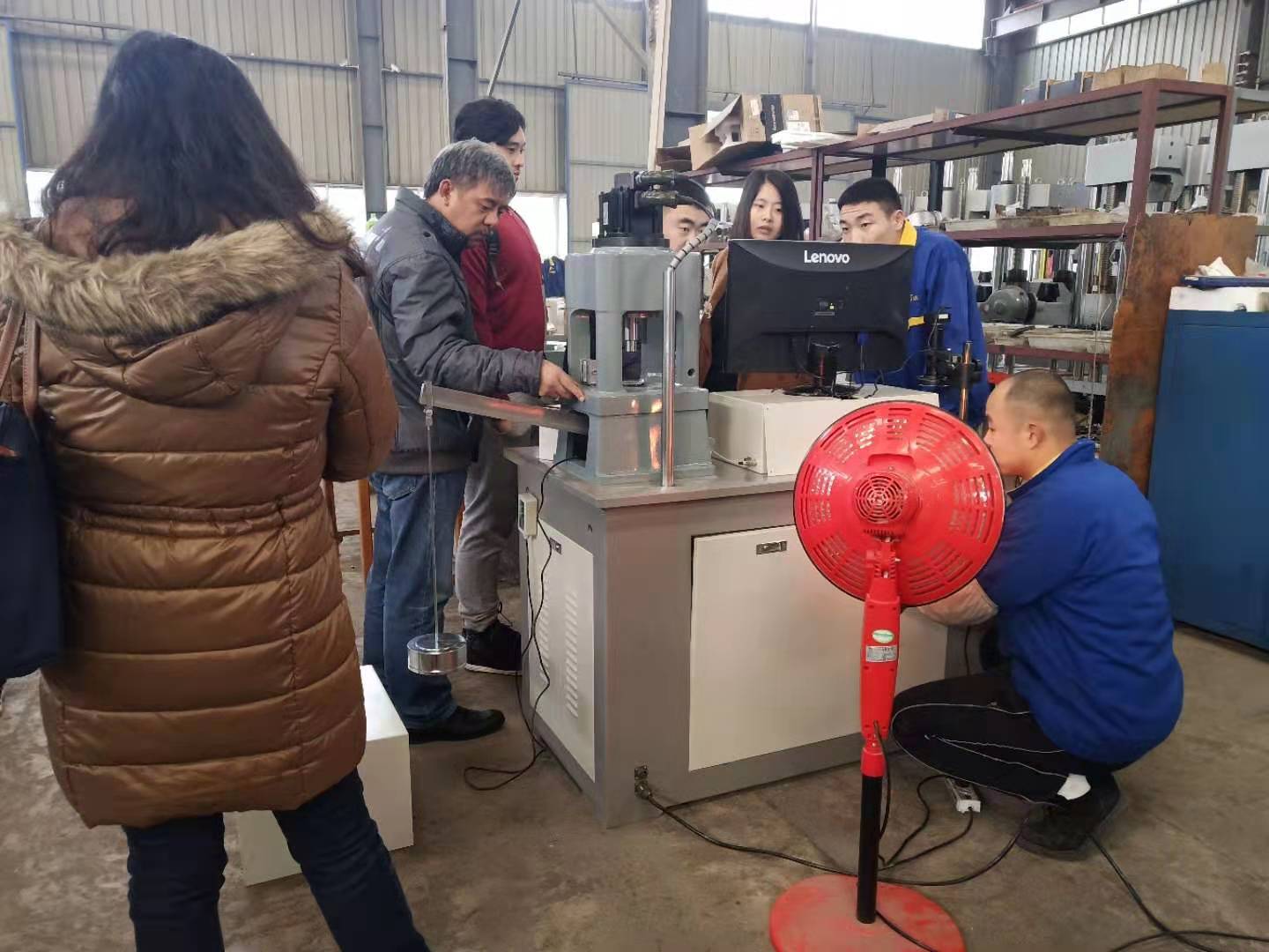 国外客户到济南茄子视频APP在线观看工厂参观考察